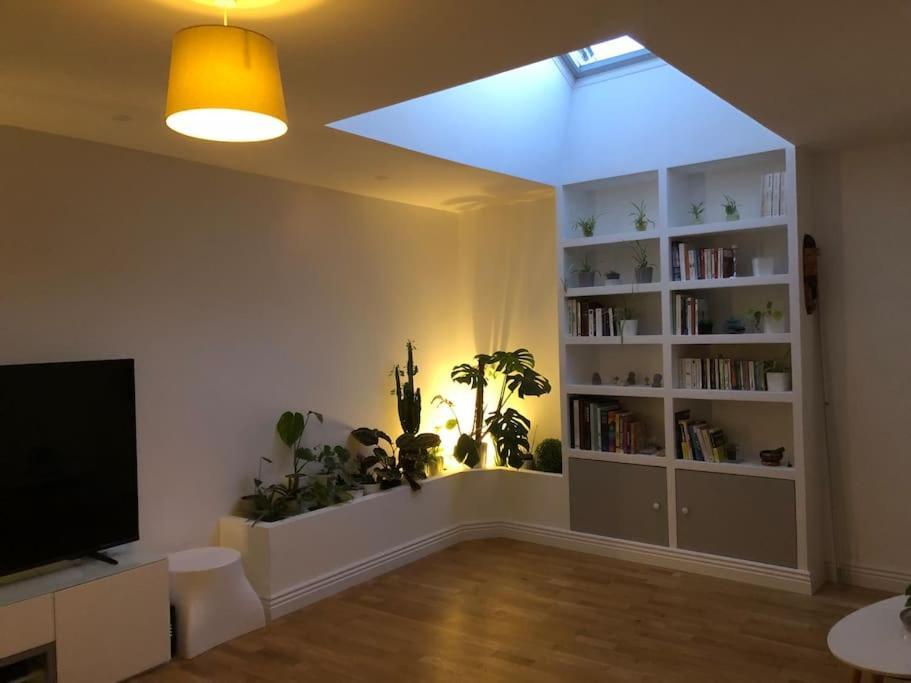 Experience Inouie A Orleans ! Apartment Bagian luar foto